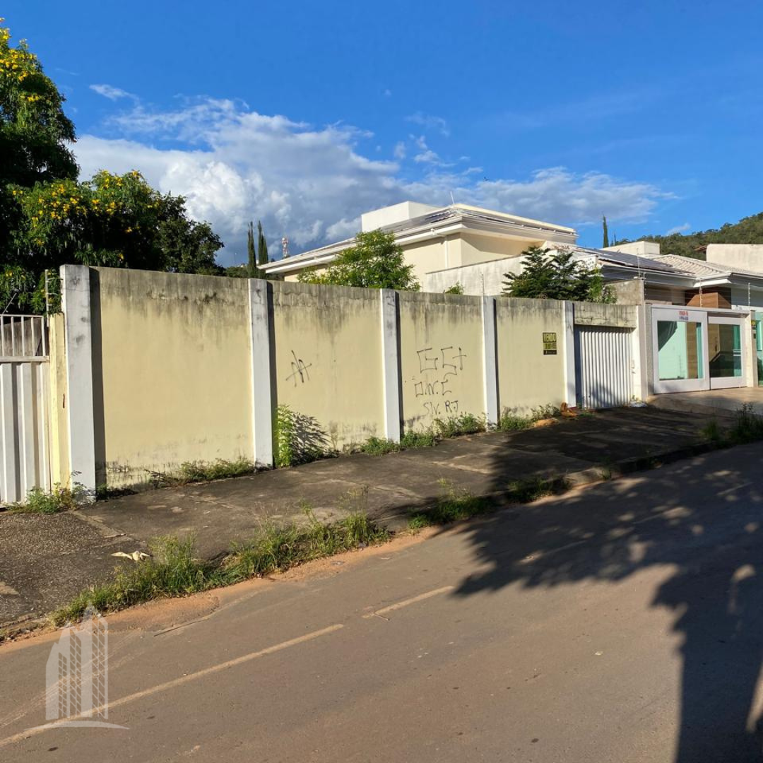 Lote | Bairro Divineia, Im&oacute;veis Una&iacute;